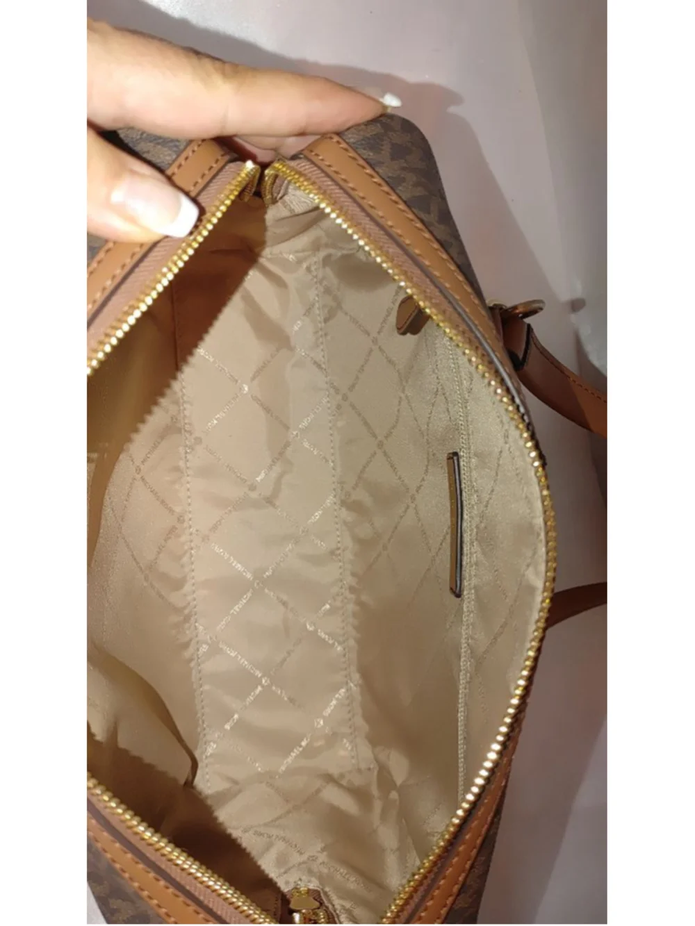 Michael Kors Jet Set Travel Medium Duffle Satchel